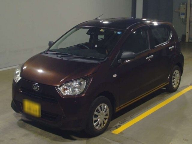 3188 Daihatsu Mira e s LA350S 2017 г. (TAA Yokohama)